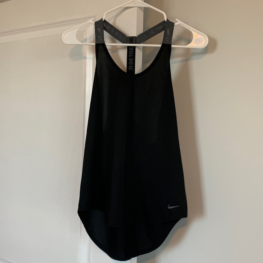 Nike workout top